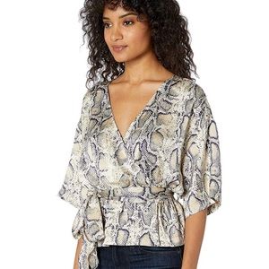 NWT BB Dakota Python The Level Wrap blouse